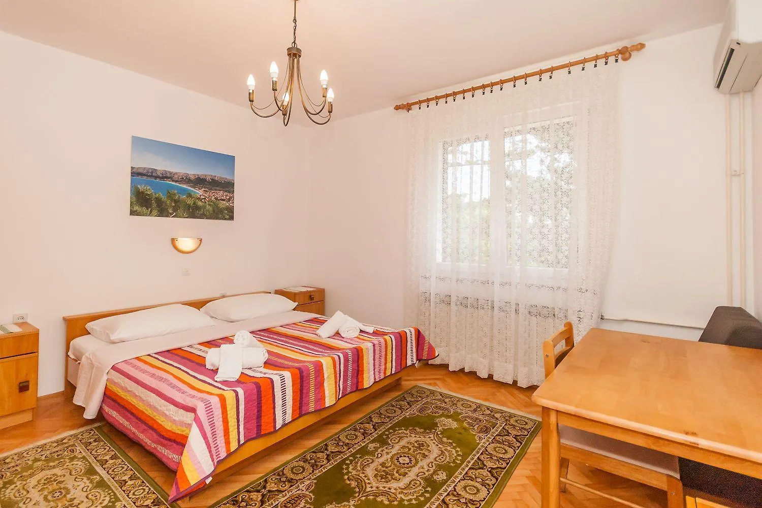 Grosses Apartment Mit 3 Klimas, Wifi, Bbq, Parkplatz Baska  Croatia